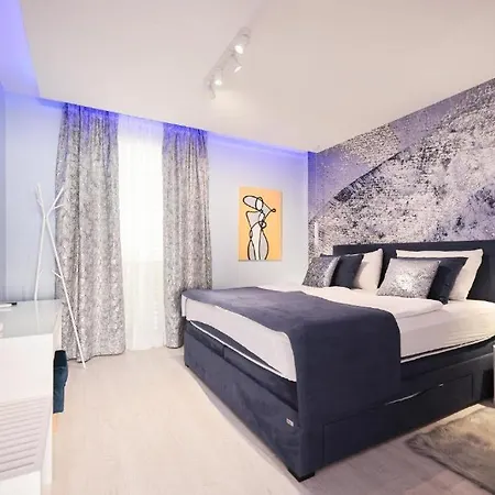 Apartment Larga - Stylish In Historic Old Town With Prime Location Zadar