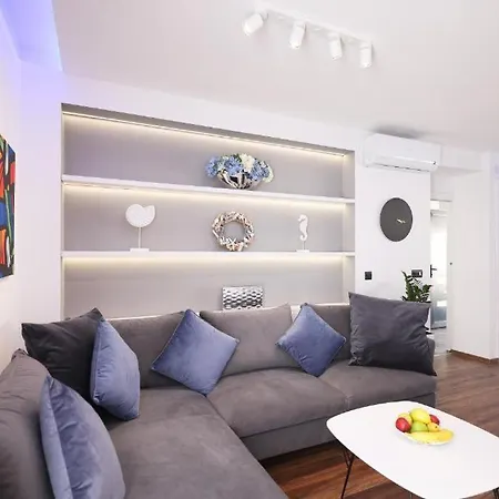 Larga - Stylish In Historic Old Town With Prime Location Zadar