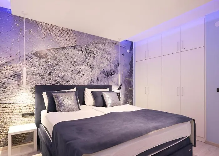 Apartment Larga - Luksuzni U Srcu Zadra