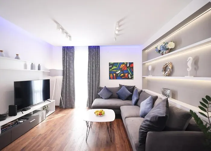 Larga - Luksuzni U Srcu Zadra