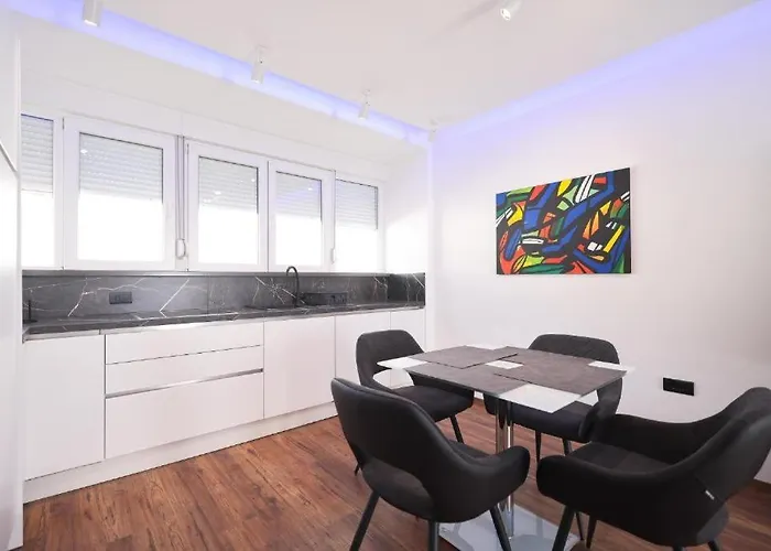 Larga - Luksuzni U Srcu Zadra Apartment *